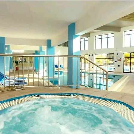 Lejlighed Spot Com Piscinas Exteriores E Interior! Albufeira