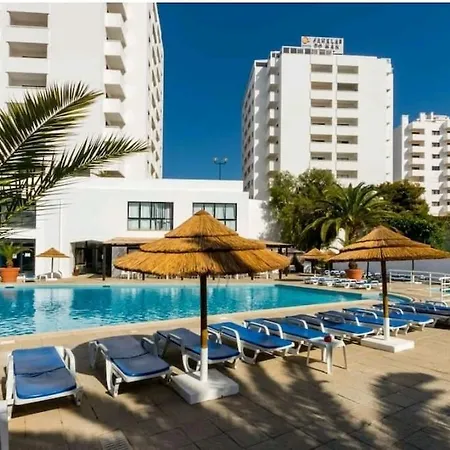 Spot Com Piscinas Exteriores E Interior! Αλμπουφέιρα