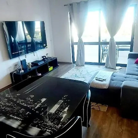 Appartement Spot Com Piscinas Exteriores E Interior! *