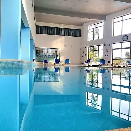 Apartment Spot Com Piscinas Exteriores E Interior! Albufeira