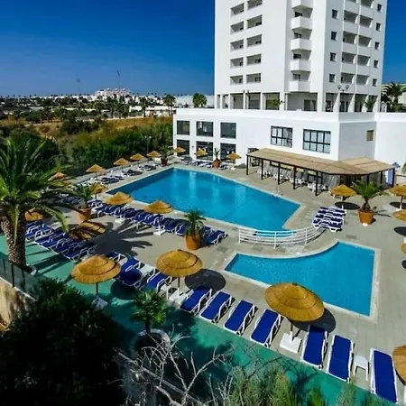 Apartment Spot Com Piscinas Exteriores E Interior! Albufeira