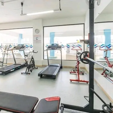 Spot Com Piscinas Exteriores E Interior!