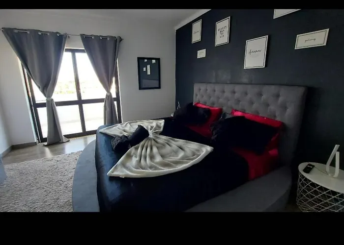 Apartman Spot Com Piscinas Exteriores E Interior!