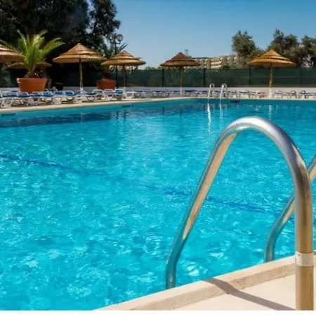 Spot Com Piscinas Exteriores E Interior! 아파트