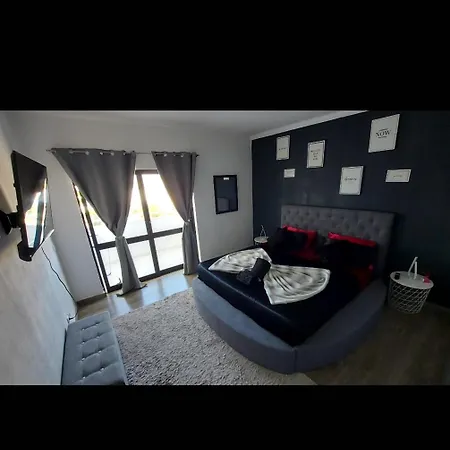 Spot Com Piscinas Exteriores E Interior! Appartement